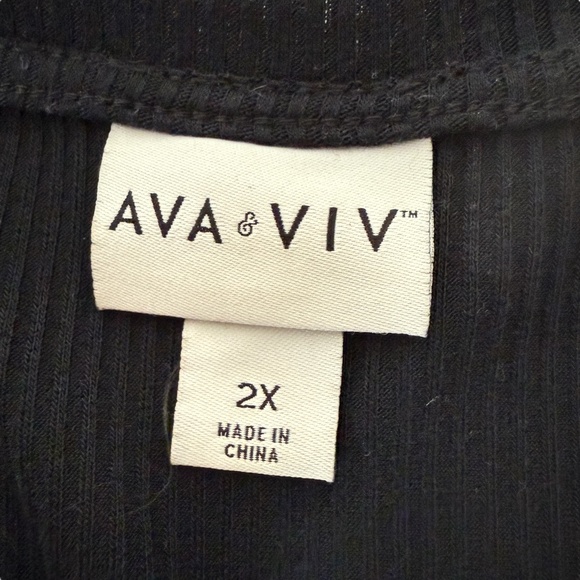 Ava & Viv Plus Womens Rib Knit Puff Sleeve Basic Black Tee Sz 2X Minimalist Goth - Picture 3 of 7